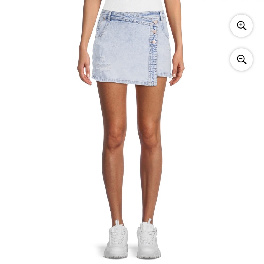 No Boundaries Juniors' Denim Skort